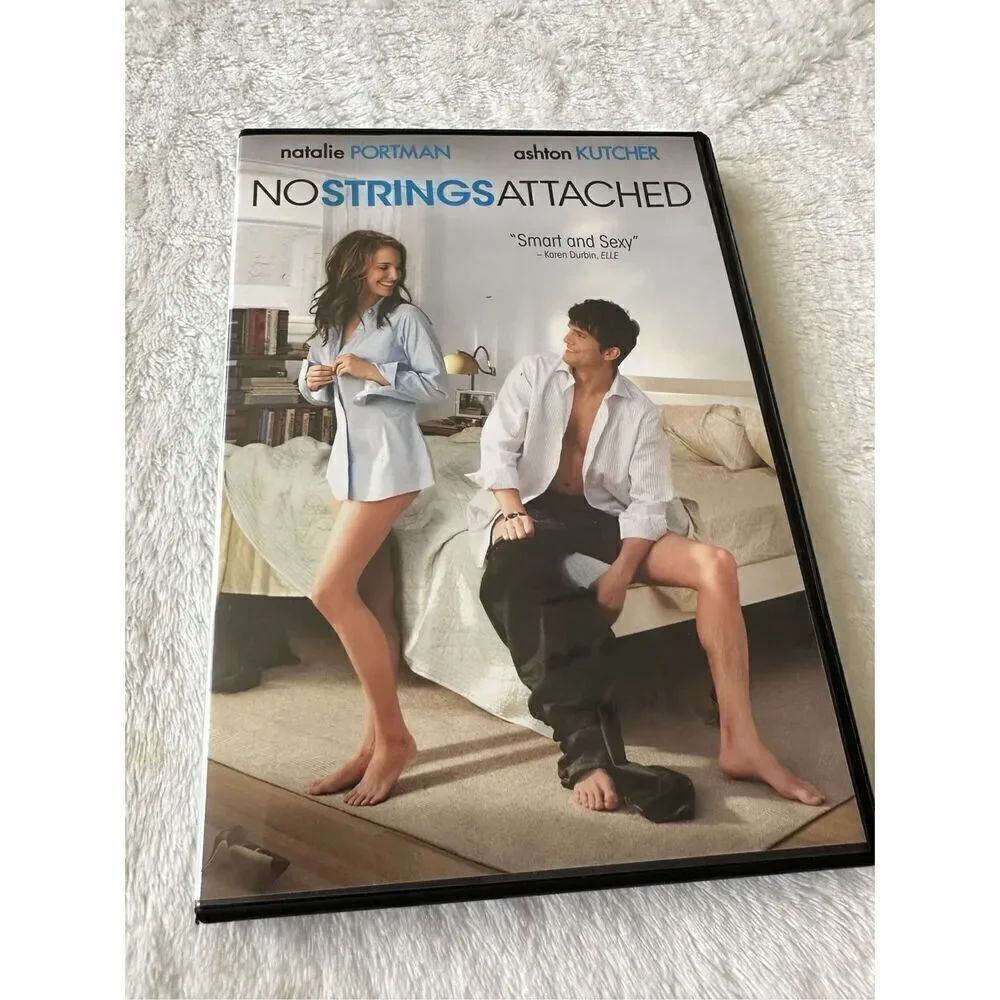 No Strings Attached movie -โDVDโdisc